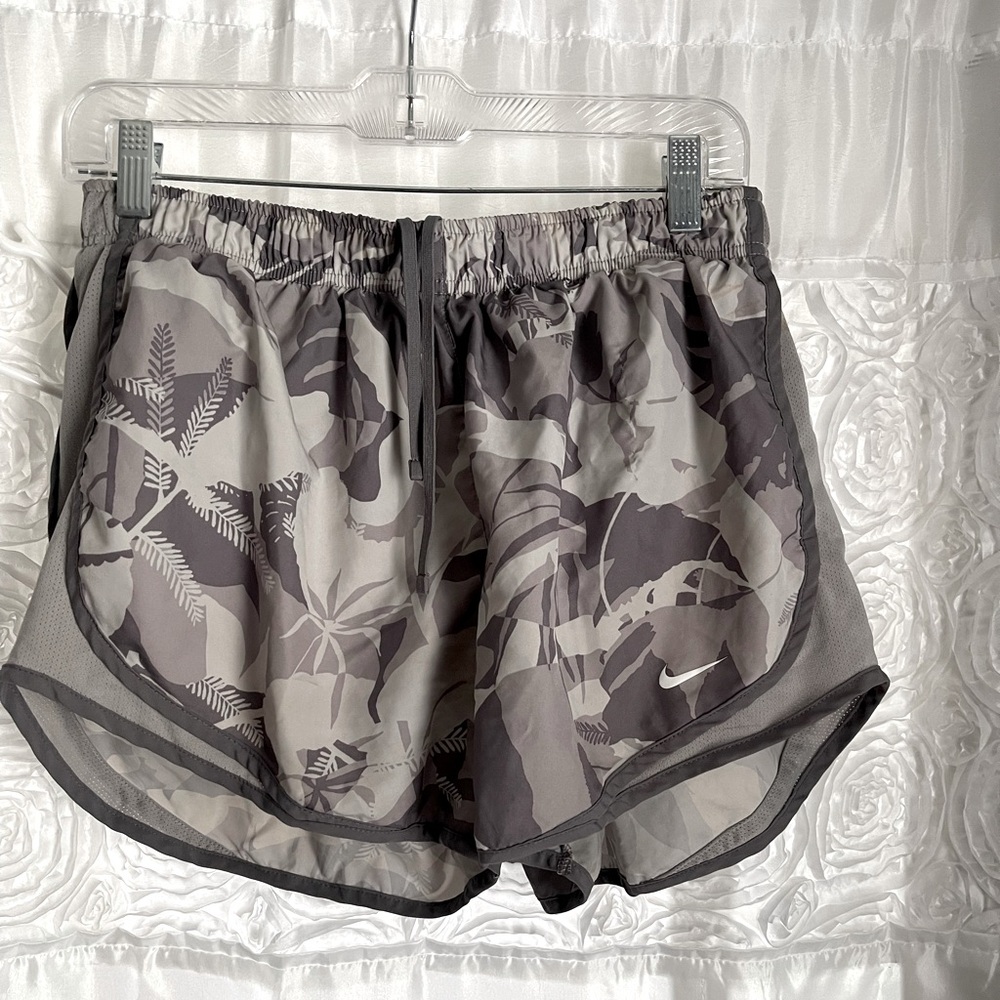 Grey and White Patterned Nike Tempo Lined Shorts